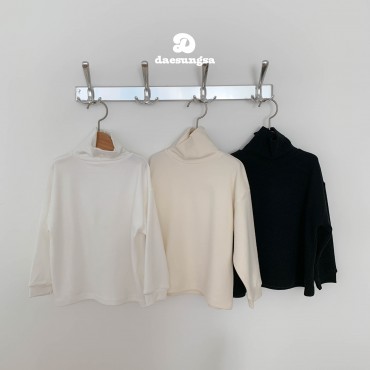 피치루즈무지폴라티