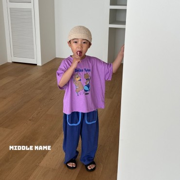 스파이크반팔티